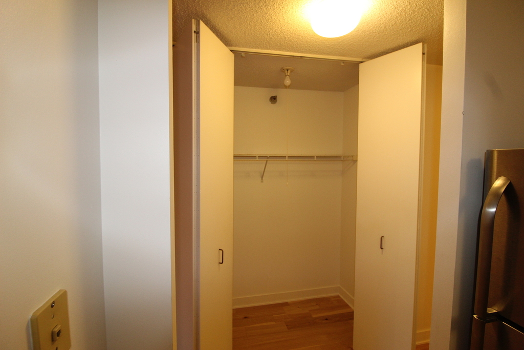 440 North Mcclurg Court - Photo 7