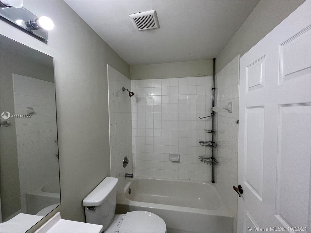 11329 Nw 59th Ter - Photo 24