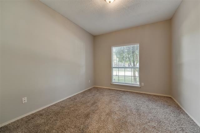 426 Saint Andrews Drive - Photo 9