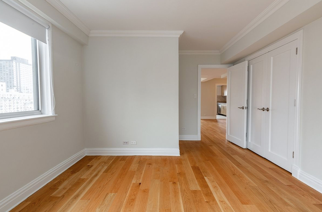 360 East 65th Street - Photo 6