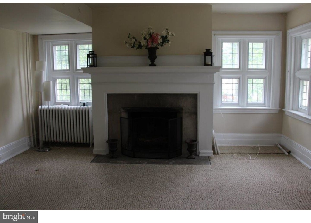 404 W Levering Mill Road - Photo 4