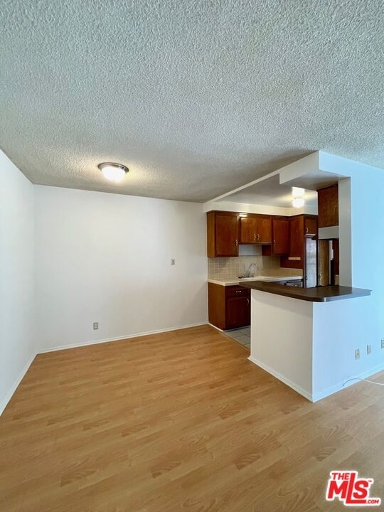 11727 Mayfield Ave - Photo 3