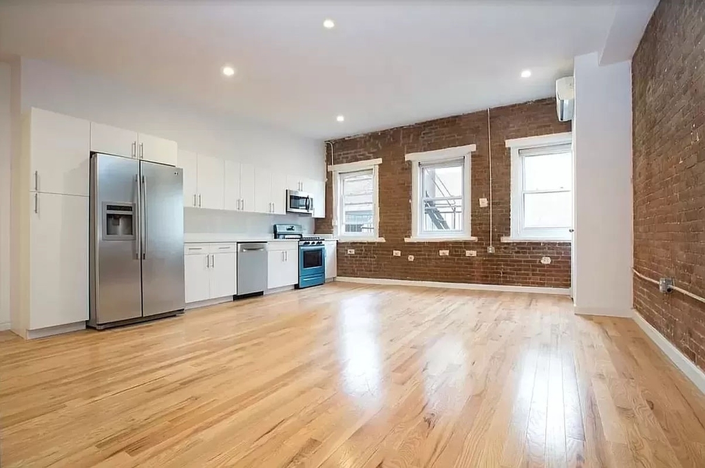 75 Bowery - Photo 5