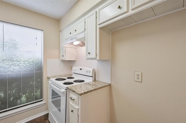 2704 Saint George Place - Photo 6