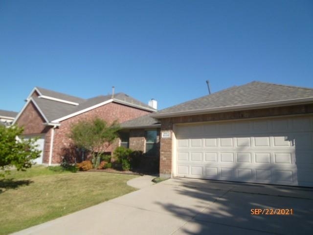 5036 Birchwood Drive - Photo 0