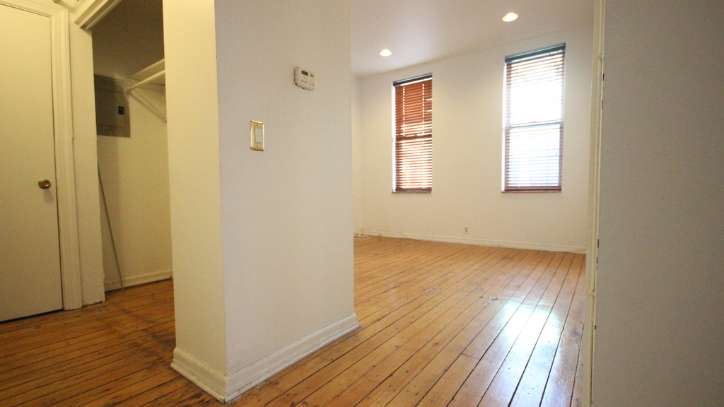 154 North 8th Street - Photo 2