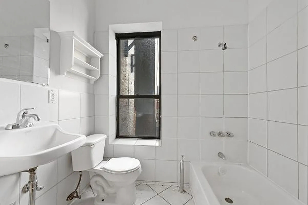 2248 1st Avenue - Photo 9