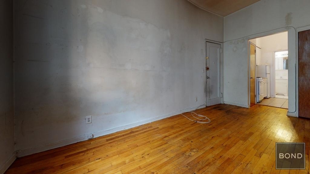 432 East 83 Street - Photo 1