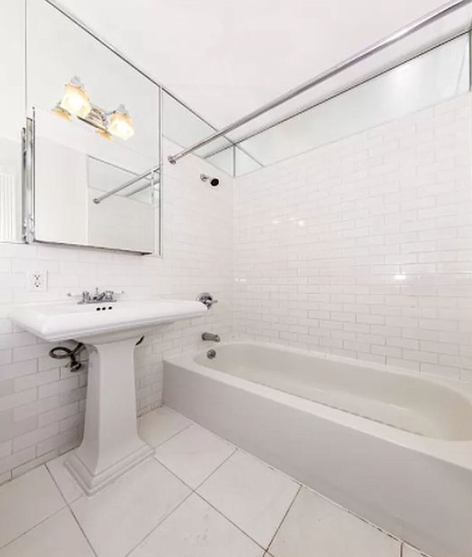 323 East 76th Street - Photo 4