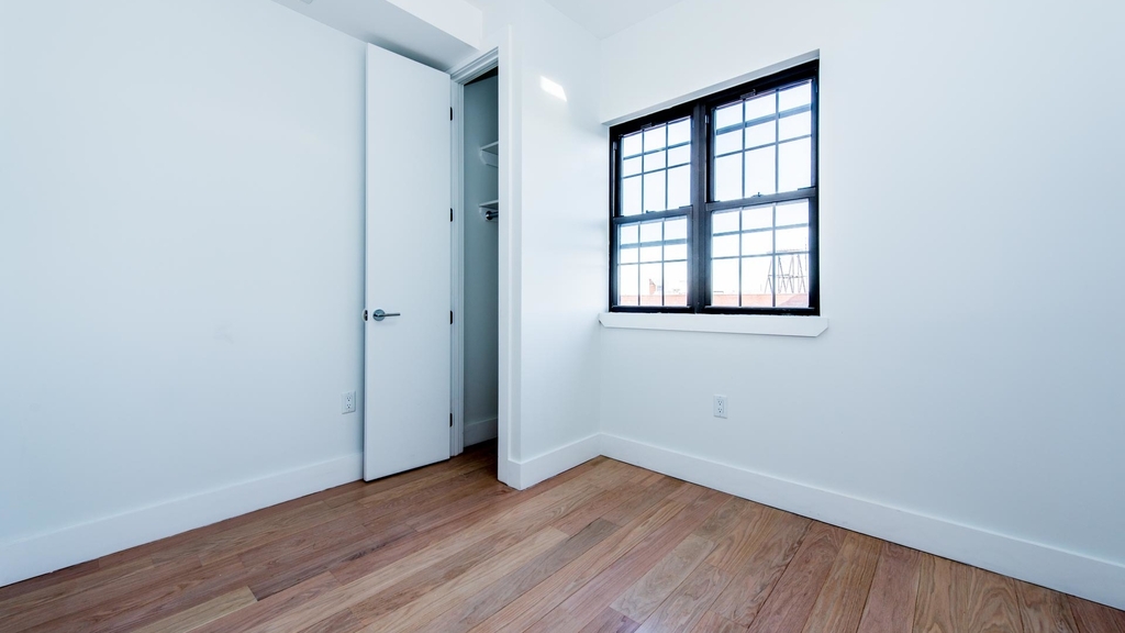 1319 Bedford Ave - Unit: 1F - Photo 8