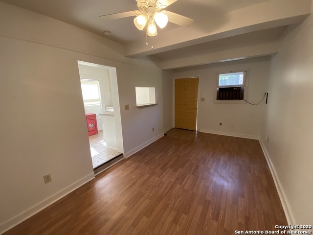 247 E Lullwood Ave - Photo 3