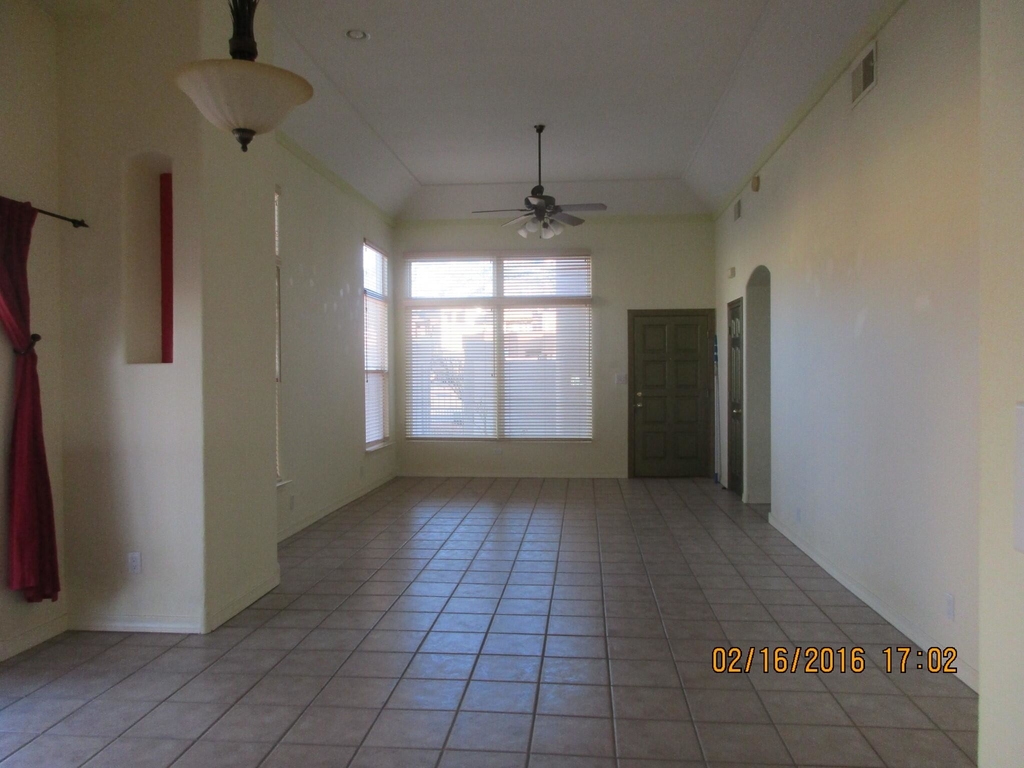 12601 Desert Sky Avenue Ne - Photo 10