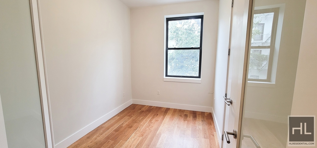 751 Dekalb Avenue - Photo 6