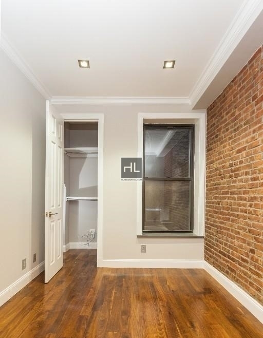 E 116th St. - Photo 3