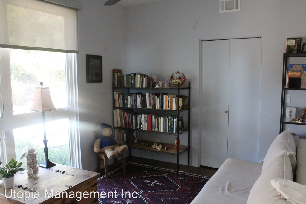 2745 Holly Rd - Photo 7