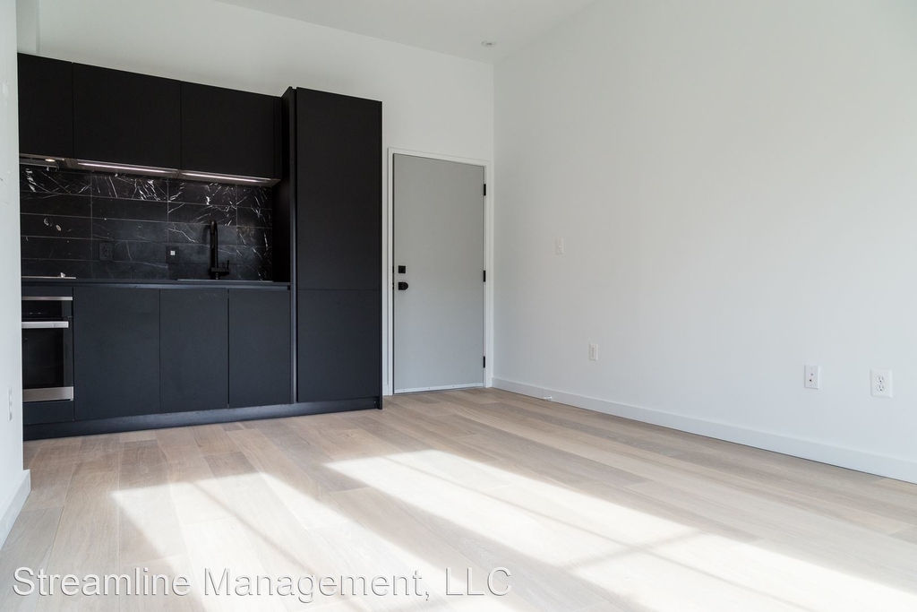 1443 Euclid St Nw - Photo 2