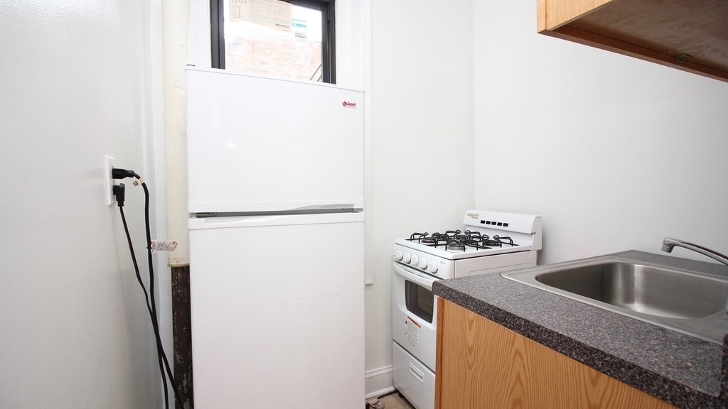 1543 Park Pl - Unit: D7 - Photo 5