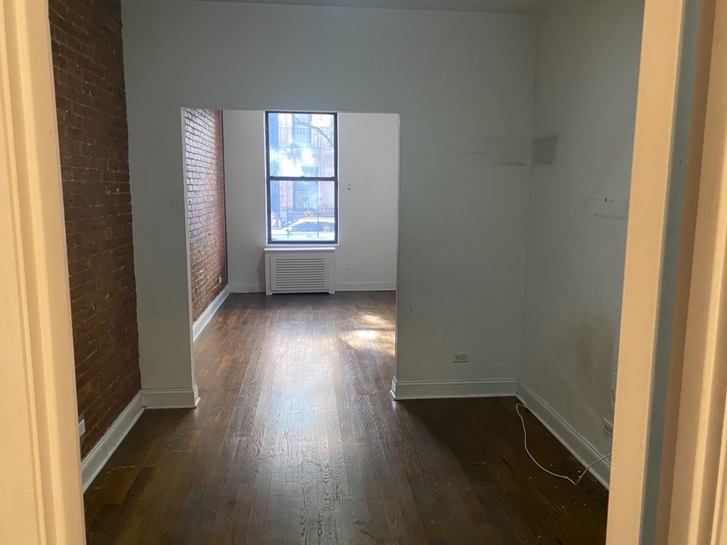 227 East 88th Street - Photo 5