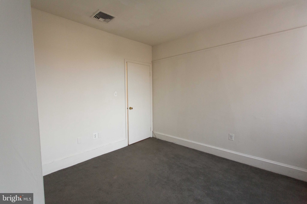 427 Vine Street - Photo 14