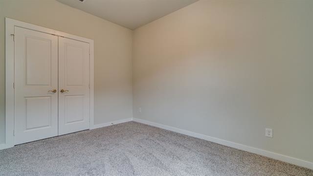 2201 Paxton Way - Photo 17