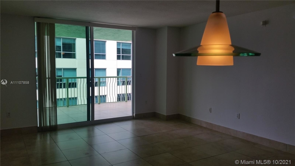 1200 Brickell Bay Dr - Photo 27