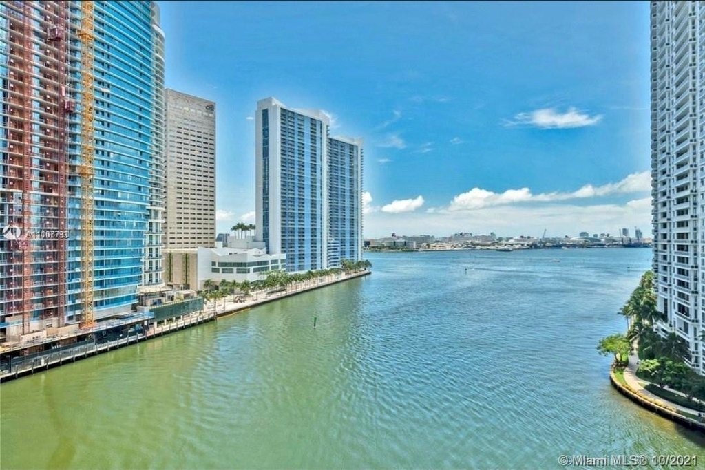 465 Brickell Ave - Photo 5