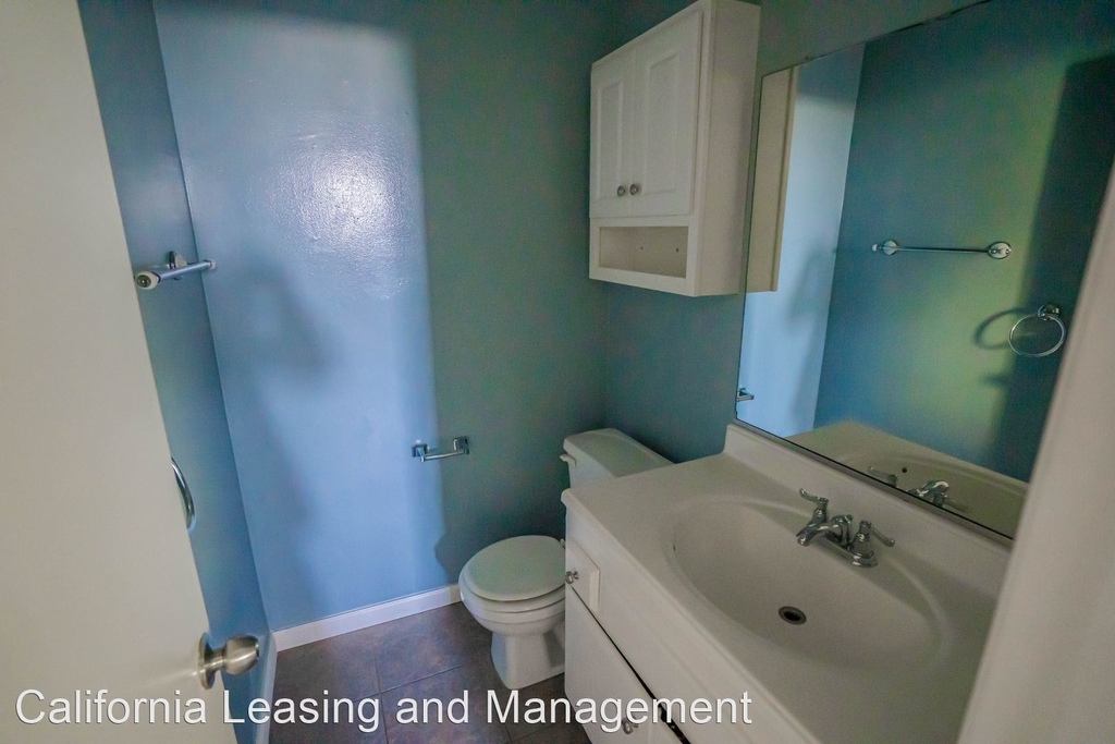 17123 Roscoe Boulevard #10 - Photo 14