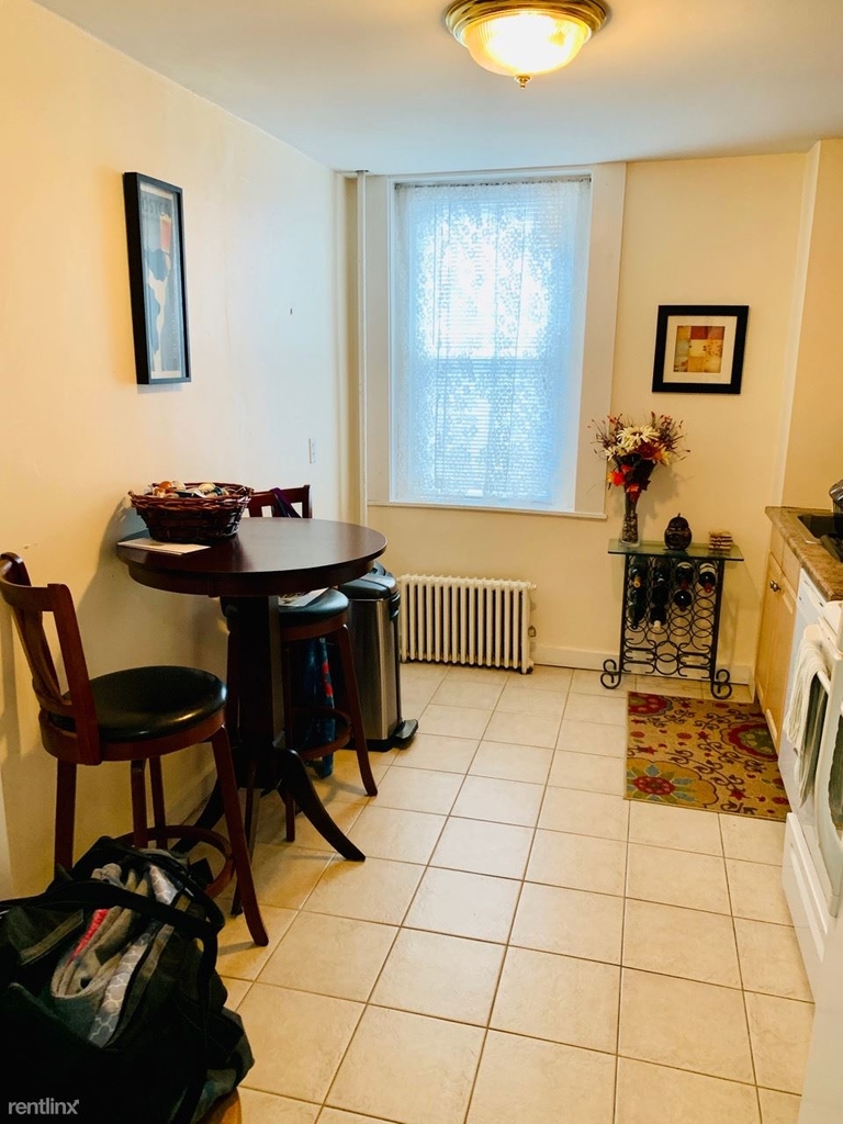 11 Gorham St Apt 3 - Photo 5