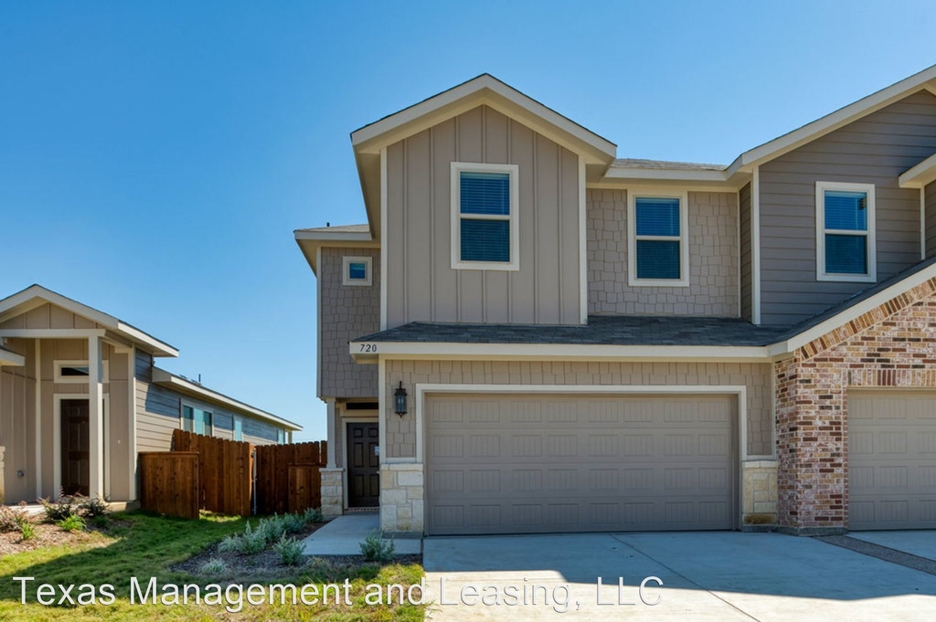 720 Harvest Moon Drive - Photo 1