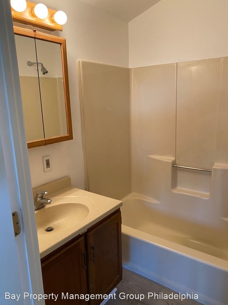 10 N Lakeside Ave - Unit 2 - Photo 15