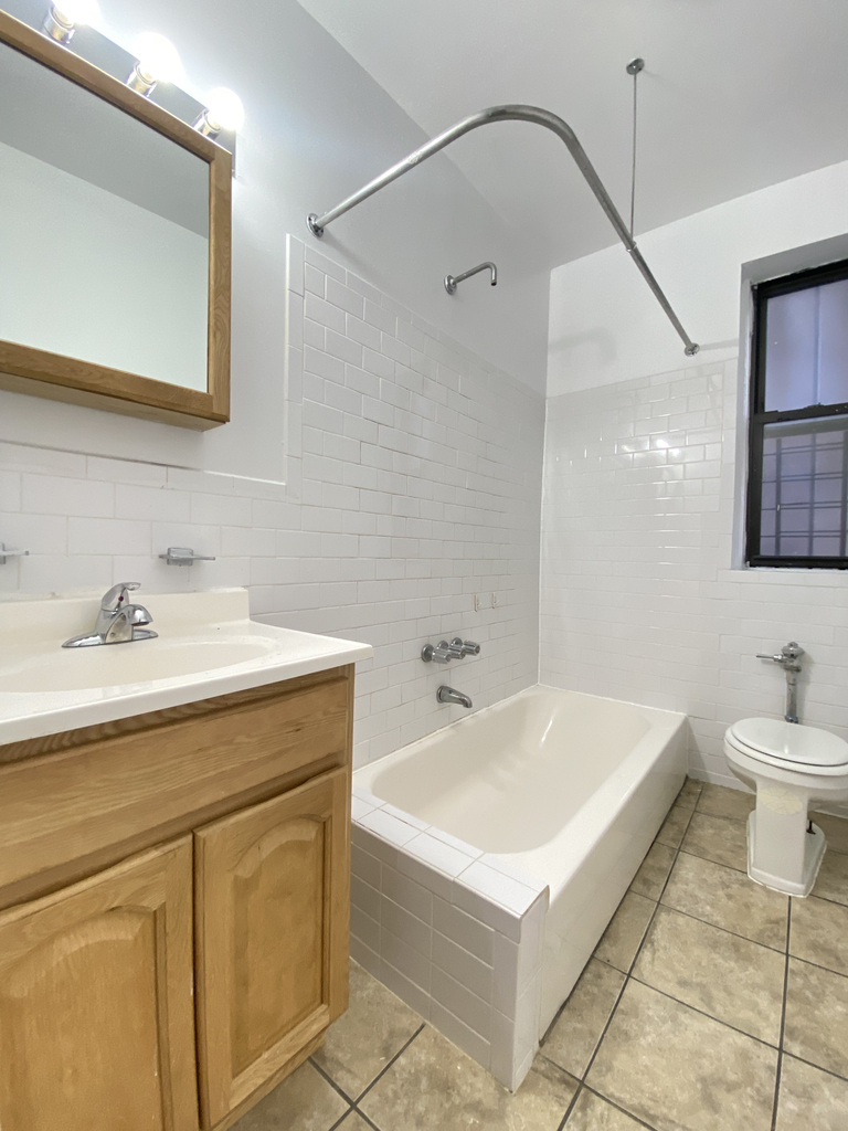 120 Haven Avenue - Photo 8