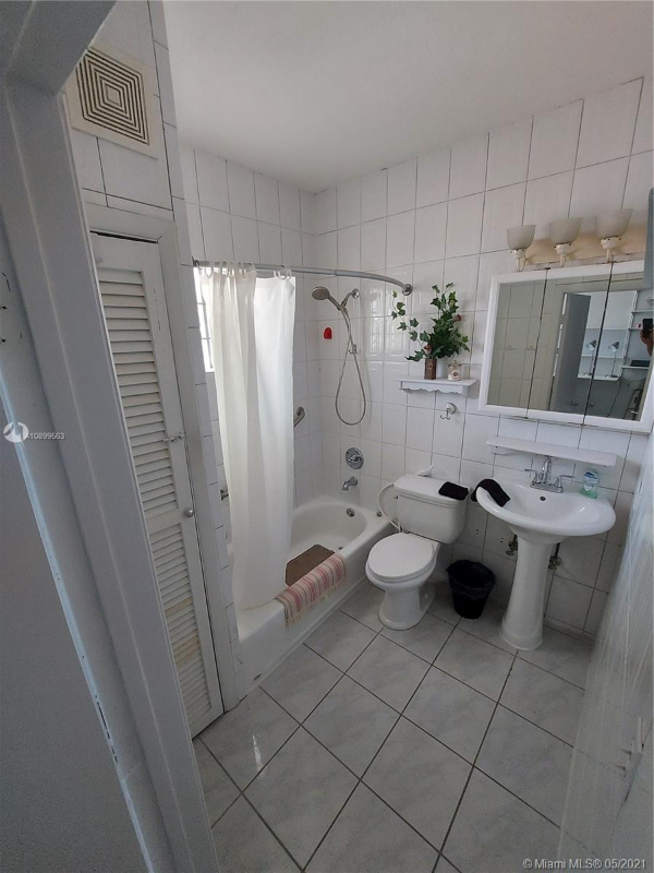 4201 Sw 60 Place #2 - Photo 19