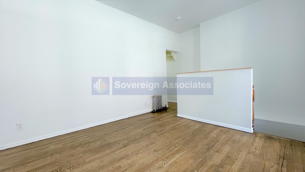 188 Claremont Avenue - Photo 10