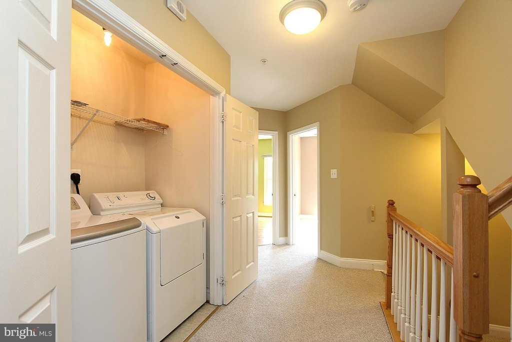 1224 Treasure Oak Court - Photo 28