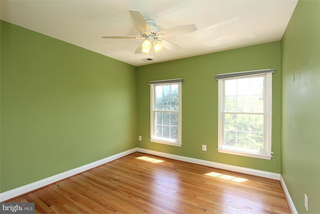 1224 Treasure Oak Court - Photo 15