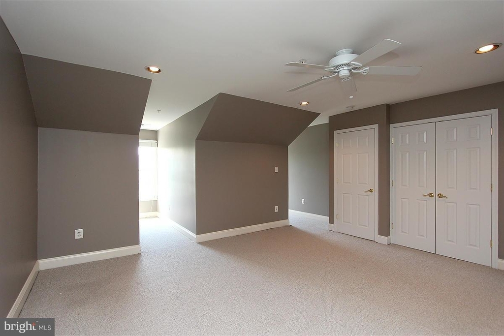 1224 Treasure Oak Court - Photo 24