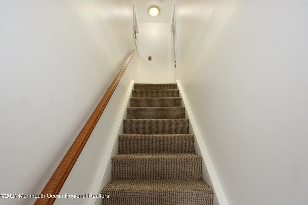 105 Prospect Avenue - Photo 7