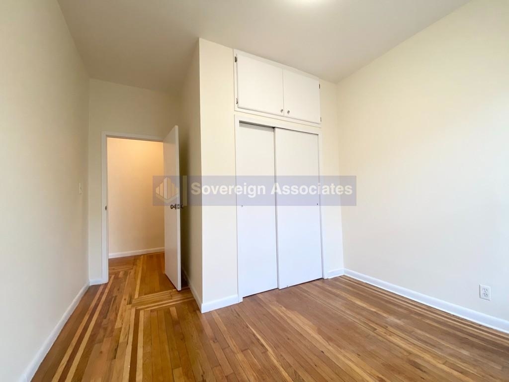 820 West 180th St - Photo 6