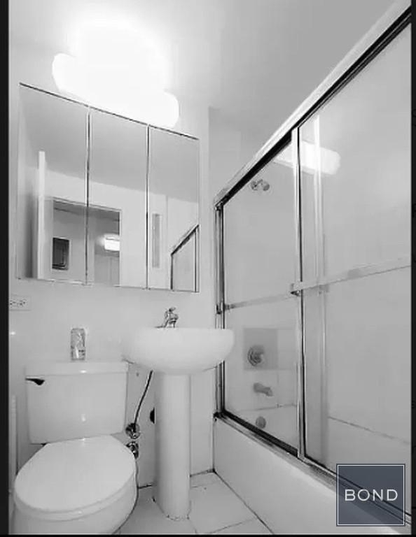 238 East 36th Street - Photo 7