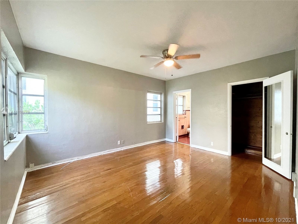 4219 Sheridan Ave - Photo 10