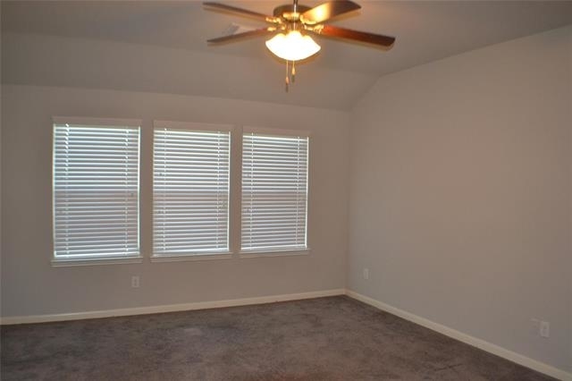 5100 Royal Springs Drive - Photo 11