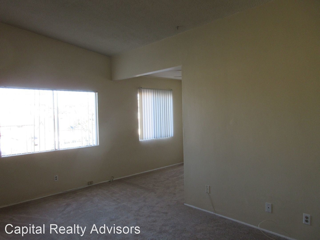 2516 Mathews Ave. - Photo 1