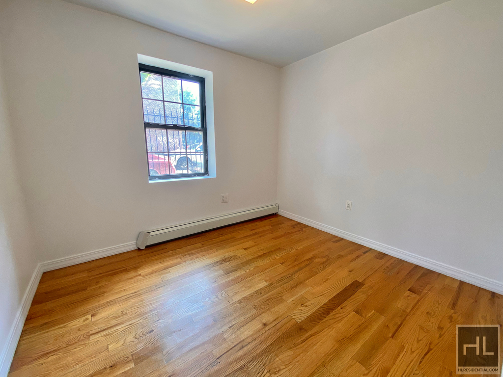 794 Greene Avenue - Photo 3