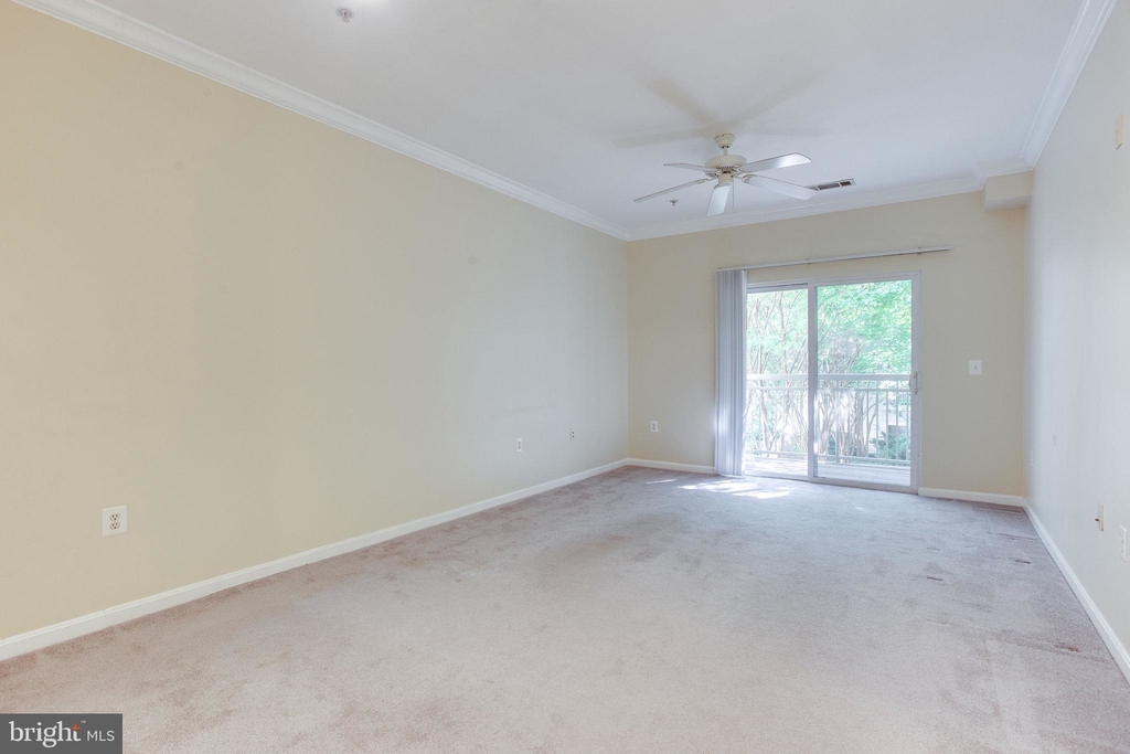 9490 Virginia Center Boulevard - Photo 4