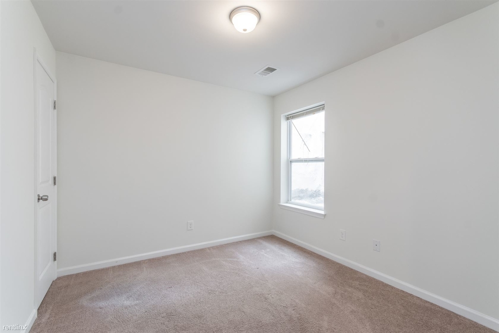 2353 N Park Ave Unit 2 - Photo 11