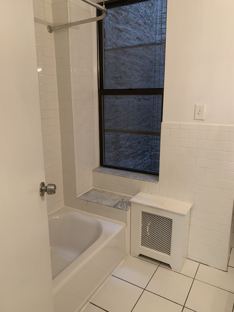 226 East 89th Street - Photo 5