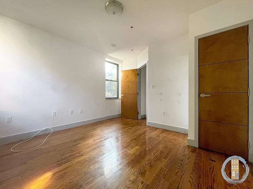 405 Franklin Avenue - Photo 6