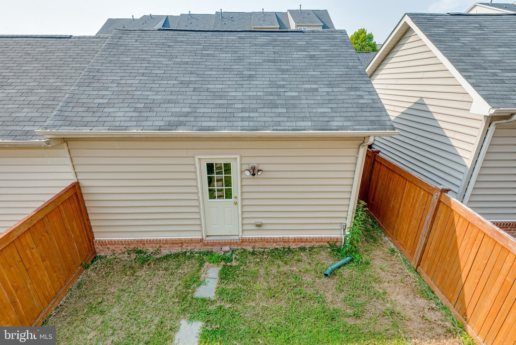 16302 Catenary Drive - Photo 21