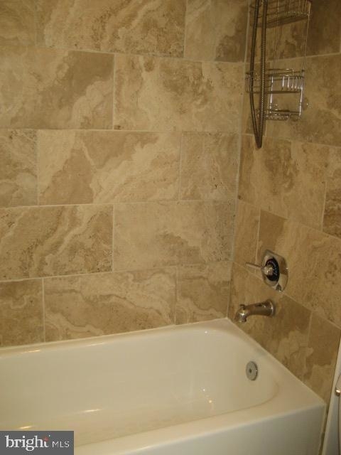 301 S Reynolds St #412 - Photo 31