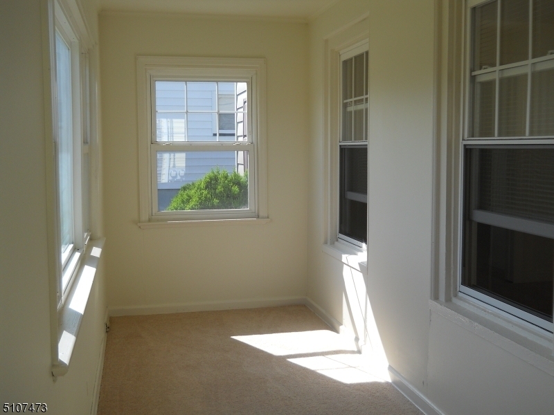 549 North Ave East - Photo 6